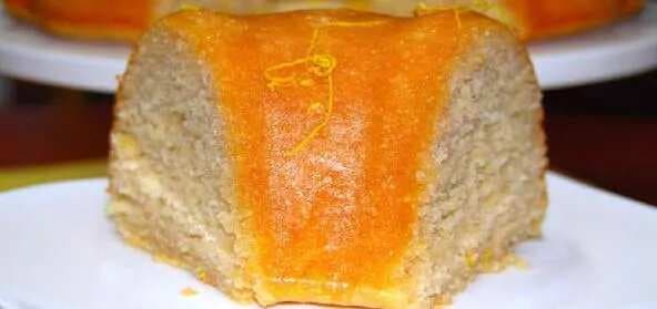 Lemon Poppy Seed Bundt Cake With A Lemon Glaze