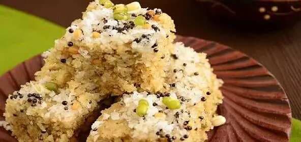 Moong Sprouts Dhokla