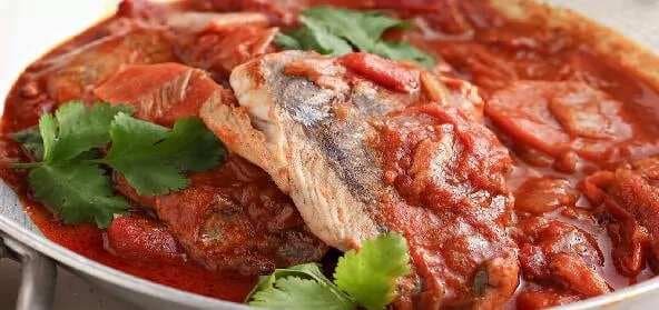 Pomfret Fish Curry With Coconut
