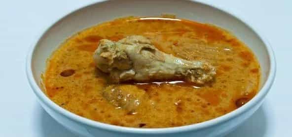 Rich Kaju Paste Chicken