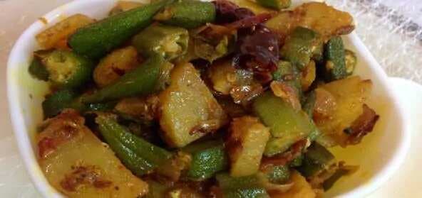 Sindhi Okra Potato Curry