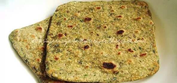 Spinach And Flax Seeds Paratha