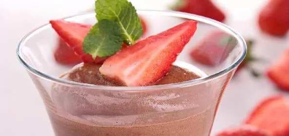 Strawberry-Chocolate Mousse