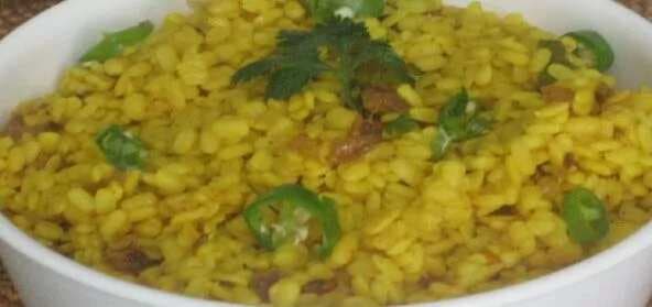 Sukhi Urad Dal (Tempered Dry Lentils)