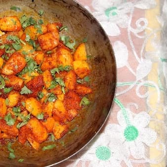 3 Spice Potato Stir Fry (Sukhi Aloo Sabzi)
