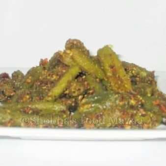 Achari bhindi/tangy stir fried okra/lady fingers with pickle spices