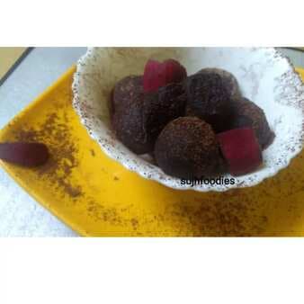 Beetroot dates truffles