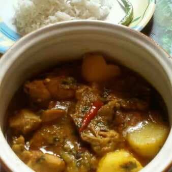 Bengali Style Sunday Special Chicken Curry