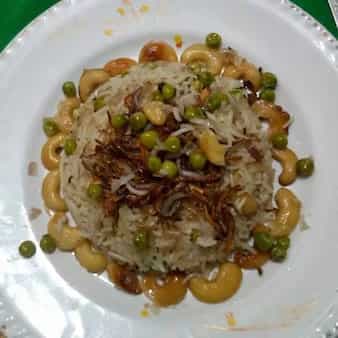 Brown onion cashew peas pulav