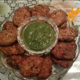 Chappli kabab (chicken or mutton mince)