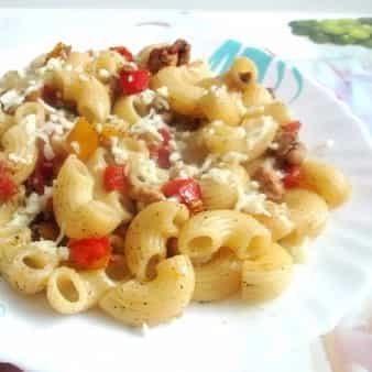 Chifferi rigati with chicken and tomatoes