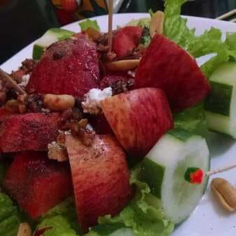 Chunky and apple salad