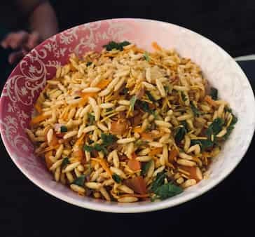 Churmuri (puffed rice)