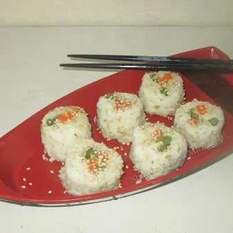 Coconut rice and avial sushi rolls
