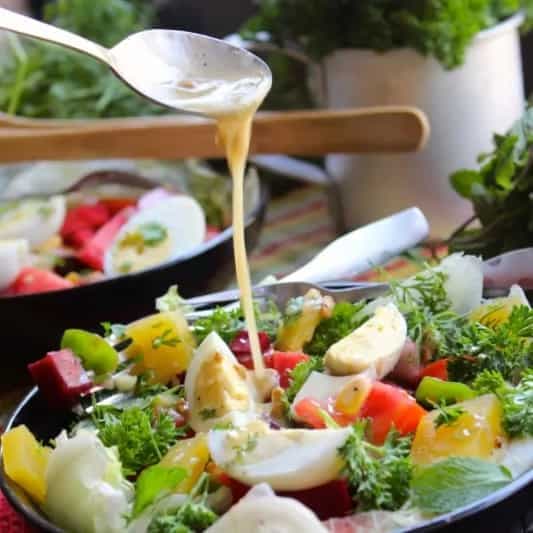 Crispy vegetables and egg spring salad