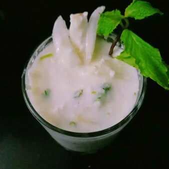 Dahi kanda/onion salad with yogurt