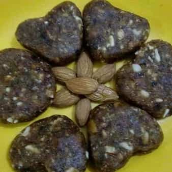 Dates laddoo(for toddlers