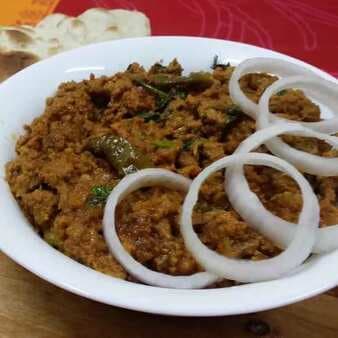Deccani Dum Ka Kheema (Slow Cooked Mince)