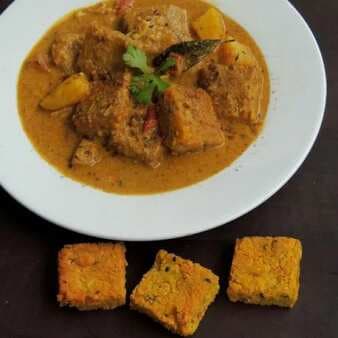 Dhokar dalna/bengali lentils cakes curry