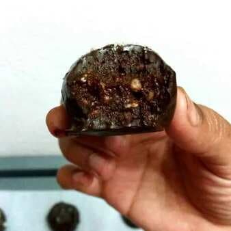 Dulce de leche chocolate truffles