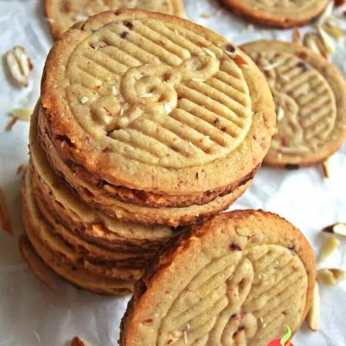 Eggless coffee almond biscuits