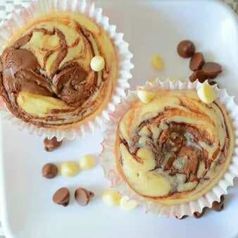 Eggless nutella swirl cupcakes