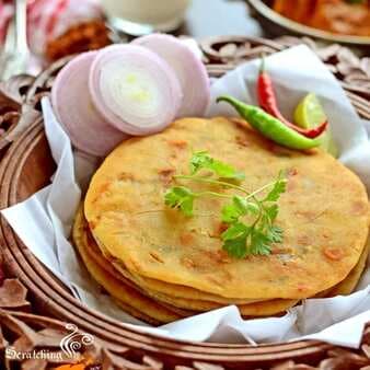 Eggless onion paneer kulcha (yeast free)