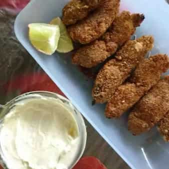 Fish fingers with homemade mayonnaise