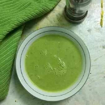Fresh Green Peas Soup