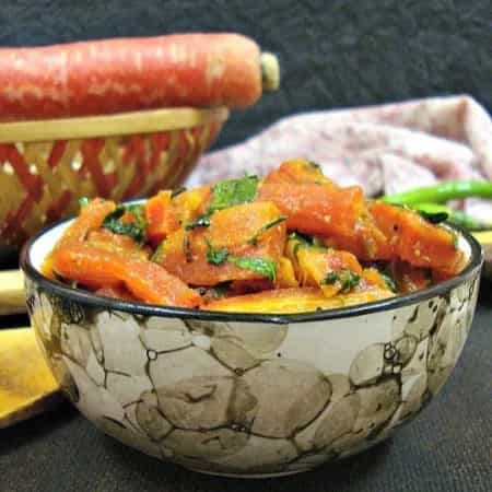 Gajar Methi Ki Sabzi (Carrot & Fenugreek Leaves Sabzi/Dry Vegetable)