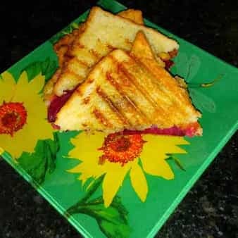 Grilled samosa sandwich
