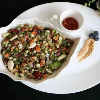 Healthy Crunchy Salad With Strawberry Dressing