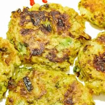 Healthy zucchini fritters