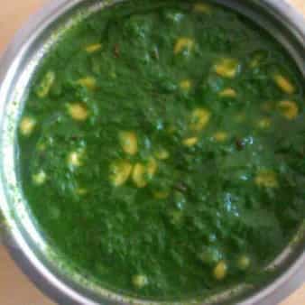 Jain palak corn curry