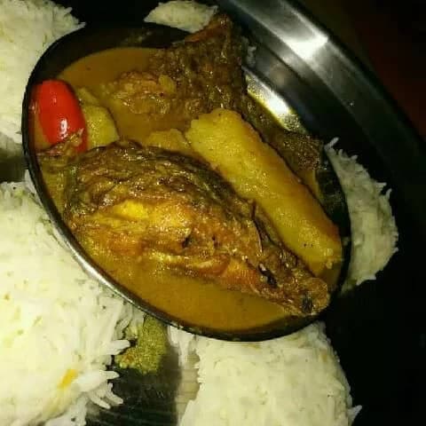Jeerrey Moricher Machher Jhol (Fish Curry With Cumin & Pepper Powder)