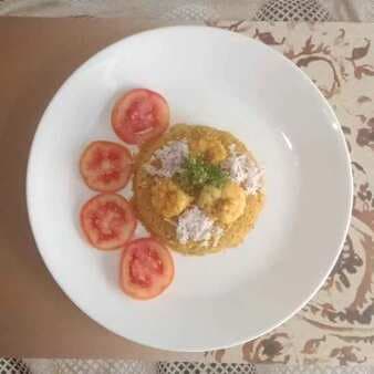 Kolambichi khichadi ckp style/prawn rice
