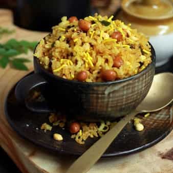 Leftover steamed rice chivda