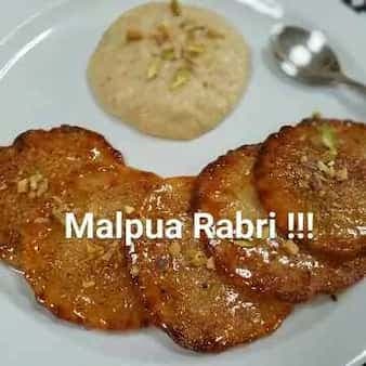 Malpua with instant rabri