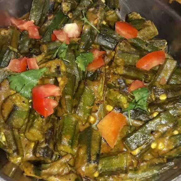 Masala bhindi (spicy okra)