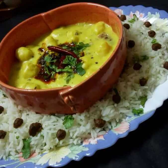Moong daal pakora kadhi with channa rice