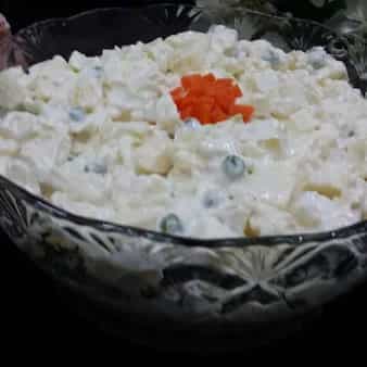 Olivier Salad/Russian Salad (Vegetarian Version)