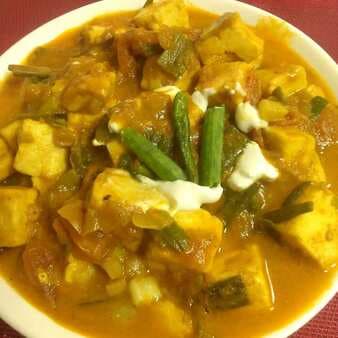Paneer With Spring Onion