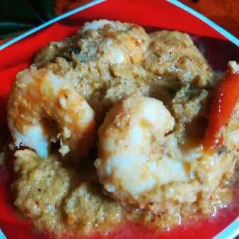 Pesto malai curry prawns in microwave oven