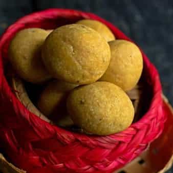 Poka mithoi (rice powder & jaggery balls from assam)