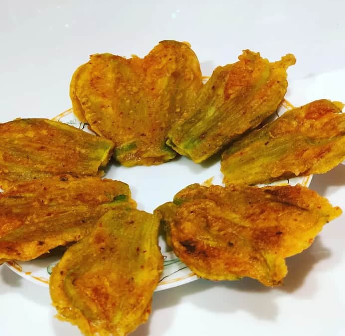 Pumpkin Blossom Fritters/Pumkin Flower Bara