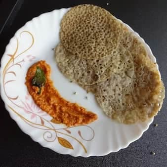 Quick bajra (pearl millet) crepe or ghavan