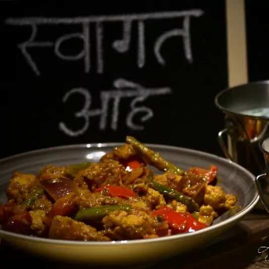 Restaurant-style kolhapuri mixed vegetable curry!