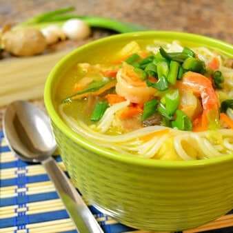 Rice noodles soup