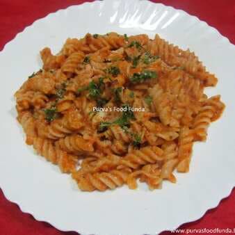 Roasted red bell pepper pasta