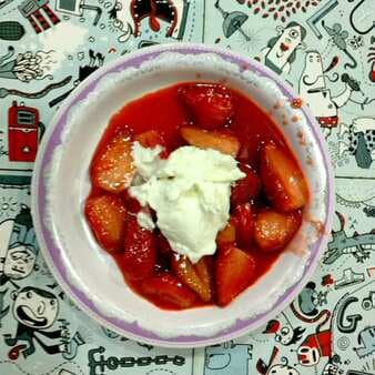 Sauted Strawberries With Vannila Icecream